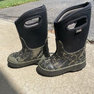 Bogs Boots little kid 9